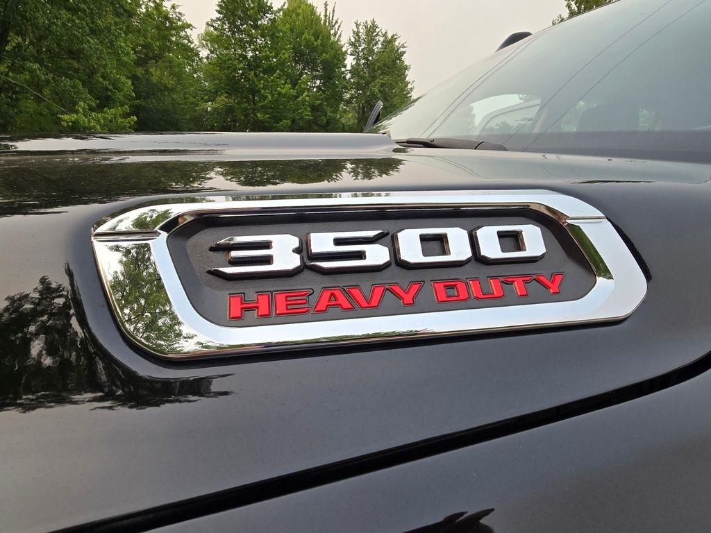 RAM 3500 Laramie Mega Cab 4WD 2022