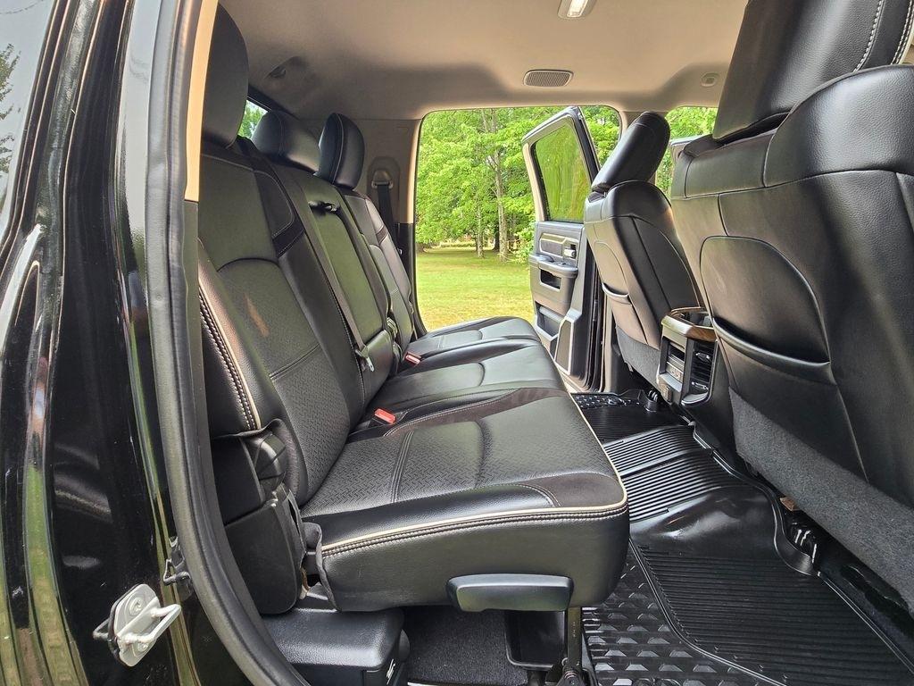 RAM 3500 Laramie Mega Cab 4WD 2022