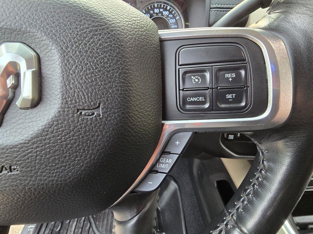 RAM 3500 Laramie Mega Cab 4WD 2022