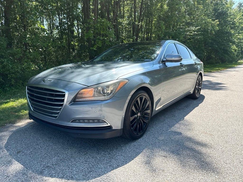 2015 Hyundai Genesis 5.0 RWD's photo