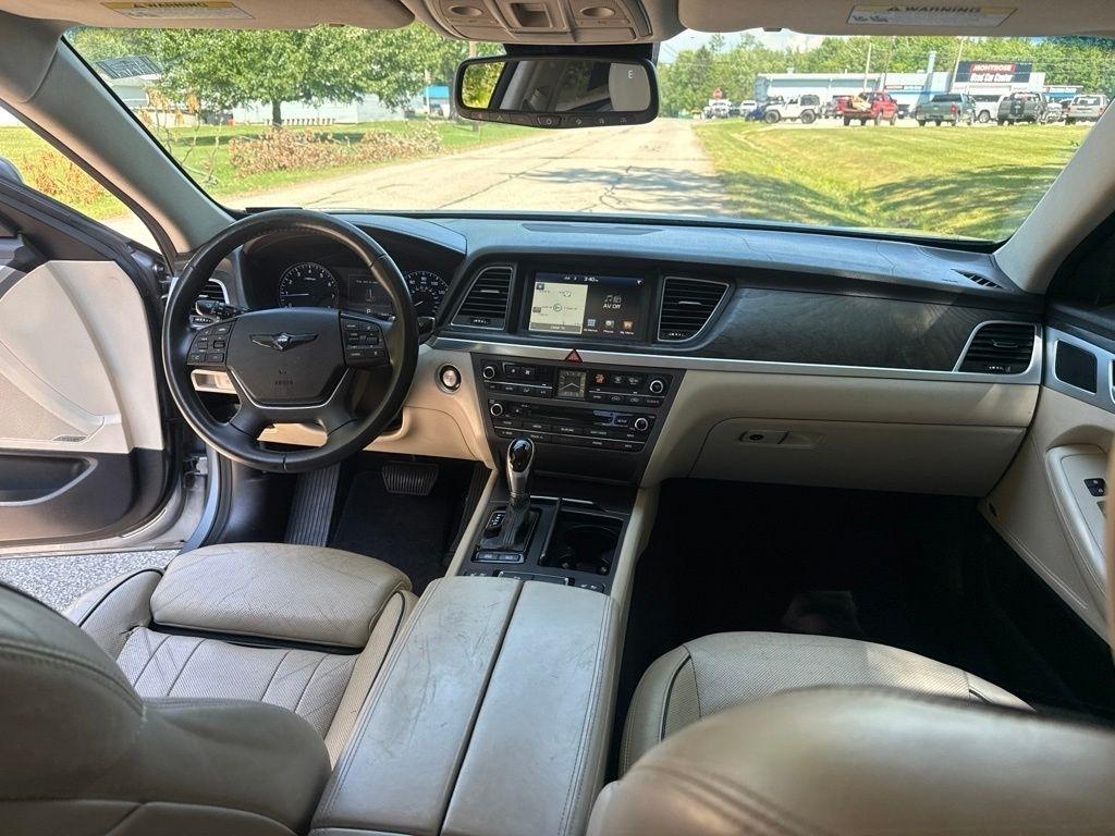 Hyundai Genesis 5.0L RWD 2015