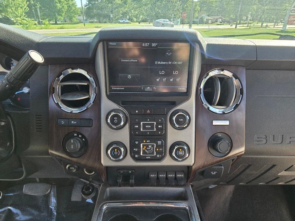 Ford F-350 SD Lariat Crew Cab 4WD 2016