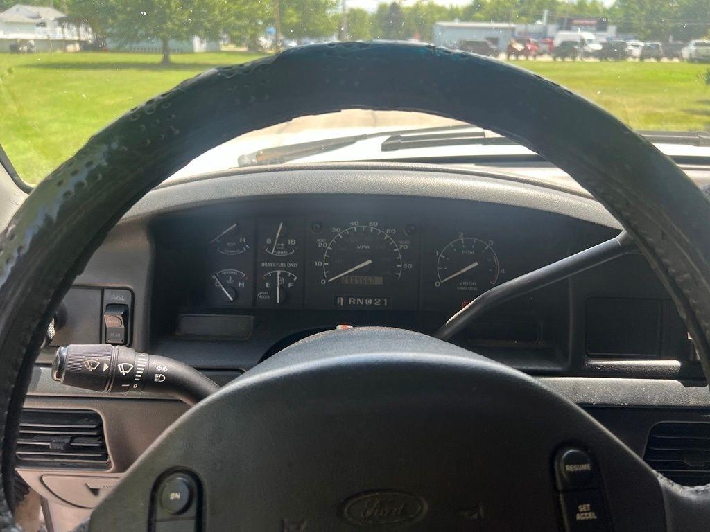Ford F-350 XL Crew Cab 2WD 1997