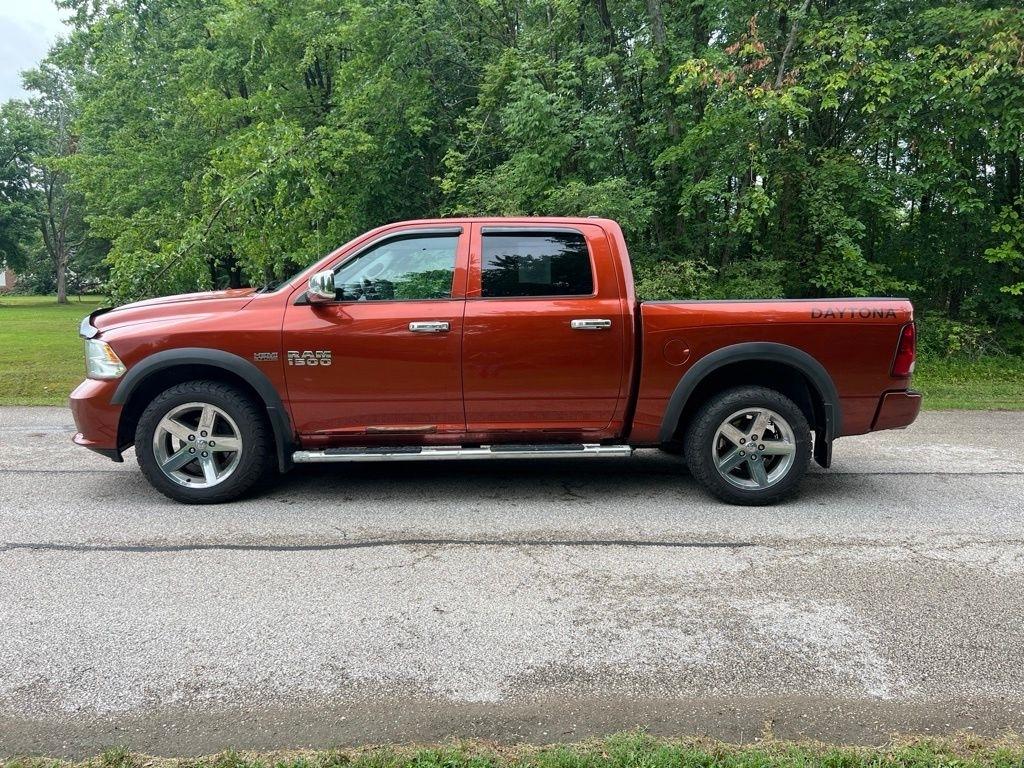 RAM 1500 Tradesman Crew Cab SWB 4WD 2013