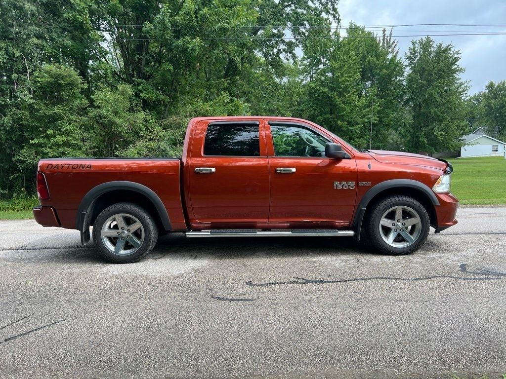 RAM 1500 Tradesman Crew Cab SWB 4WD 2013