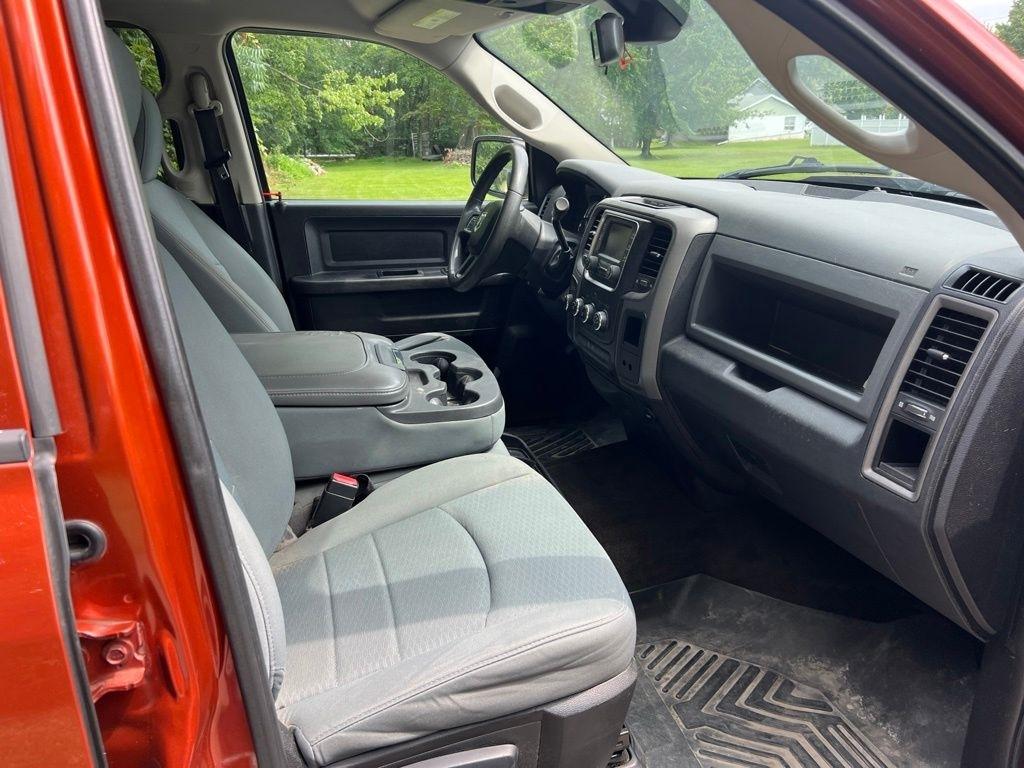 RAM 1500 Tradesman Crew Cab SWB 4WD 2013