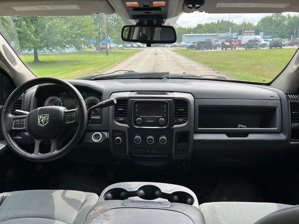 RAM 1500 Tradesman Crew Cab SWB 4WD 2013
