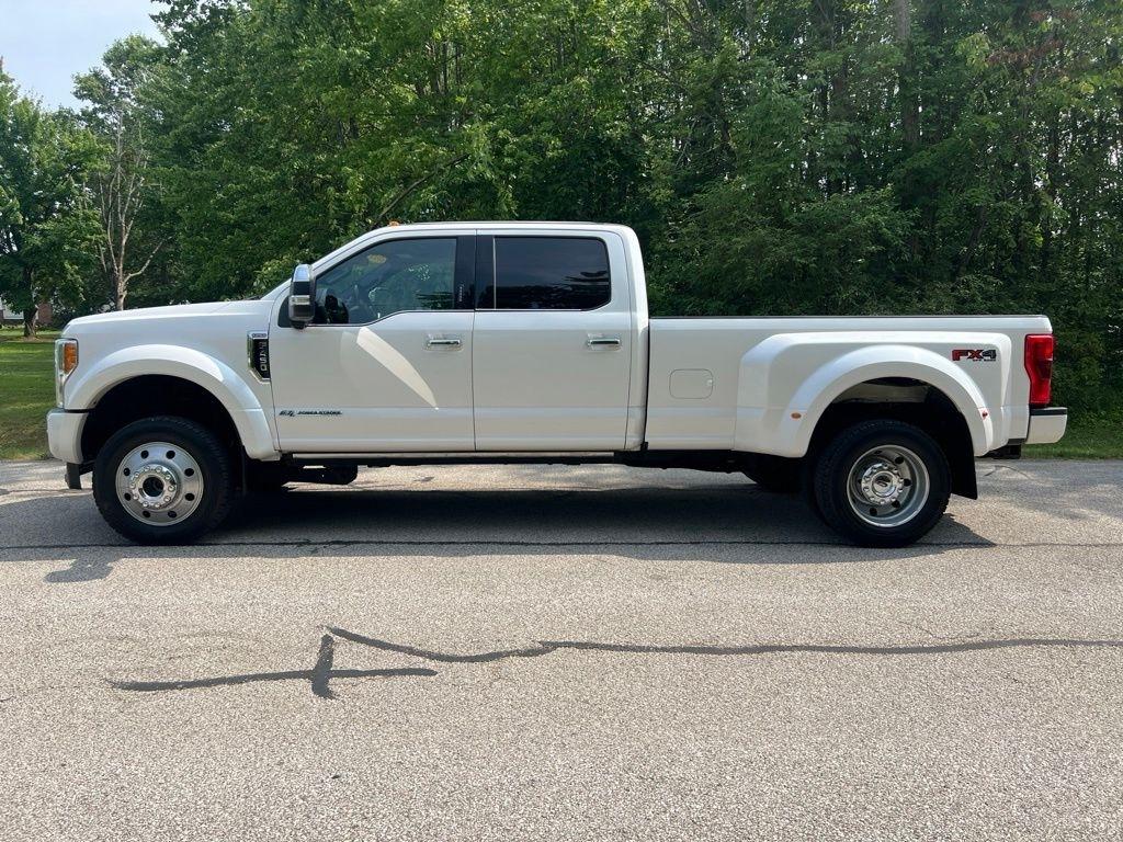 Ford F-450 SD King Ranch Crew Cab DRW 4WD 2019