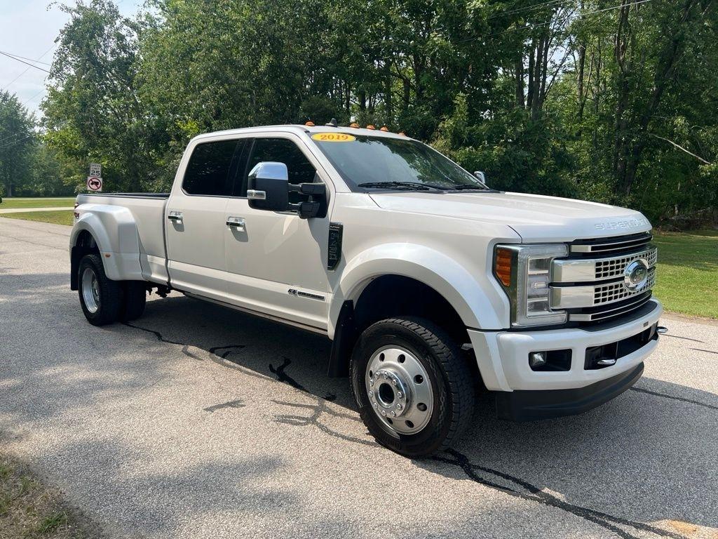 Ford F-450 SD King Ranch Crew Cab DRW 4WD 2019