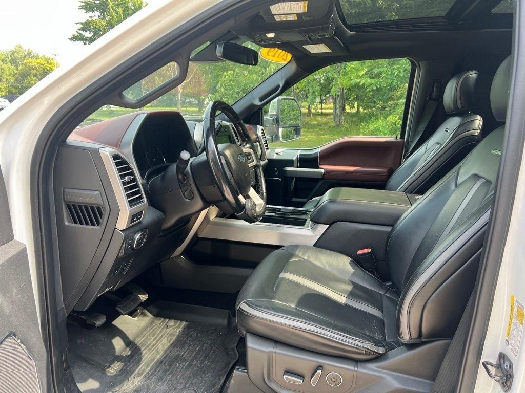 Ford F-450 SD King Ranch Crew Cab DRW 4WD 2019