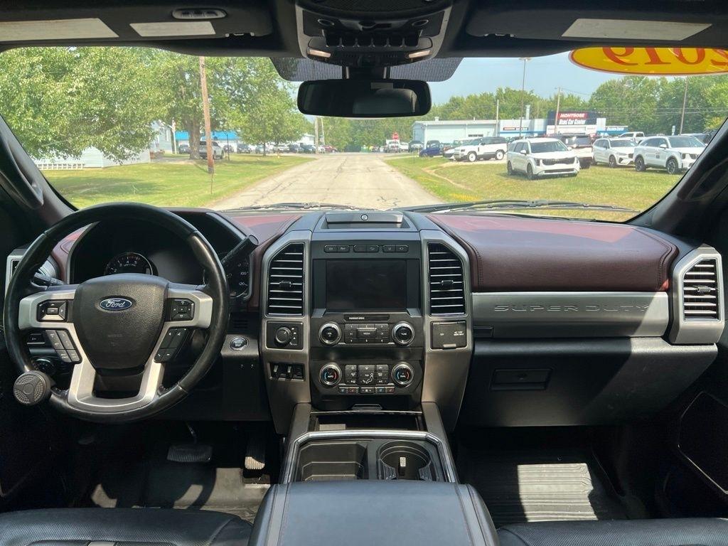 Ford F-450 SD King Ranch Crew Cab DRW 4WD 2019