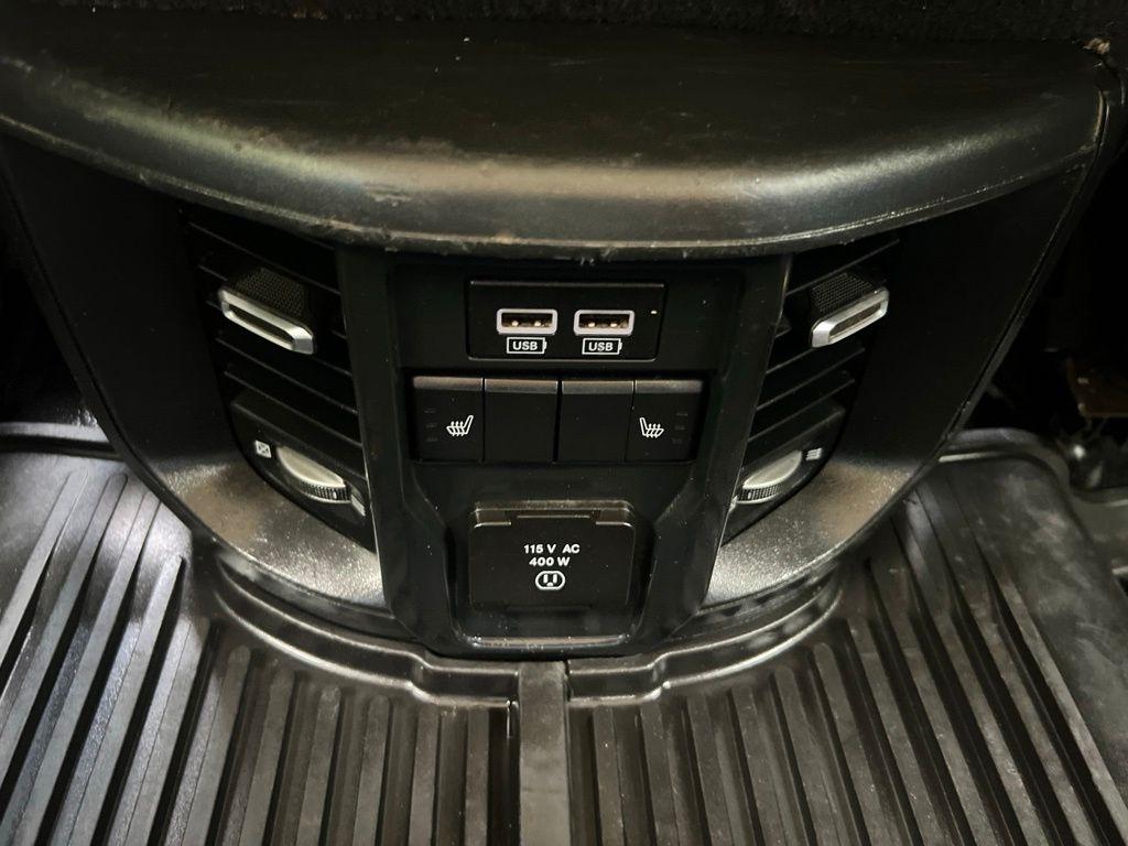 RAM 3500 Crew Cab 4WD DRW 2022