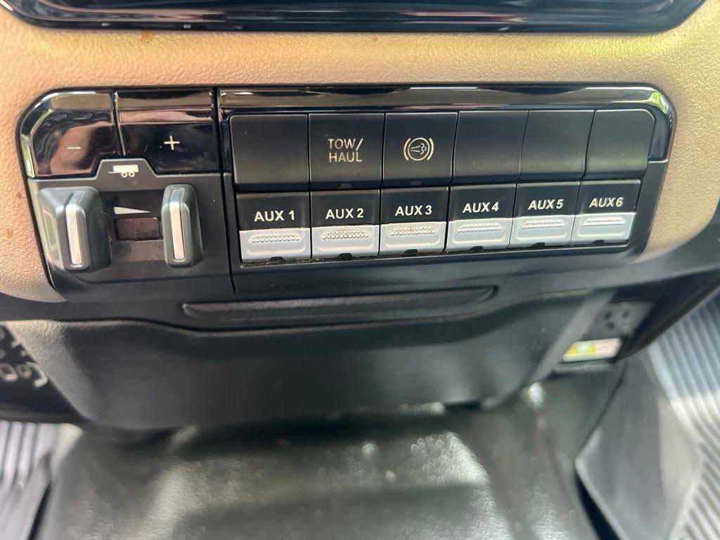 RAM 3500 Crew Cab 4WD DRW 2022