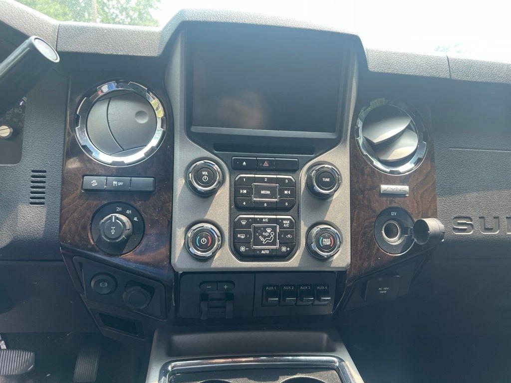Ford F-350 SD King Ranch Crew Cab 4WD 2015