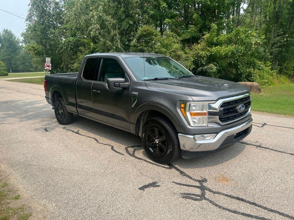 Ford F-150 XLT SuperCab 8-ft. 2WD 2021
