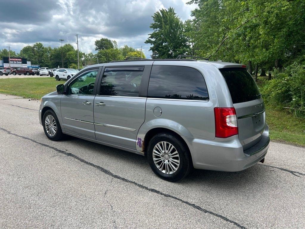 Chrysler Town & Country Touring-L 2014