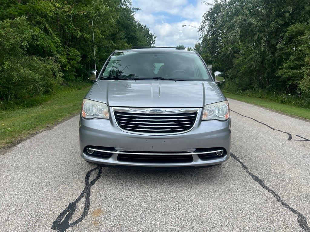 Chrysler Town & Country Touring-L 2014