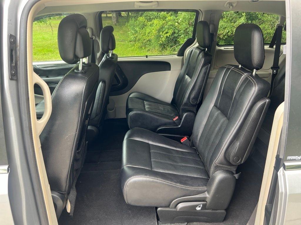 Chrysler Town & Country Touring-L 2014