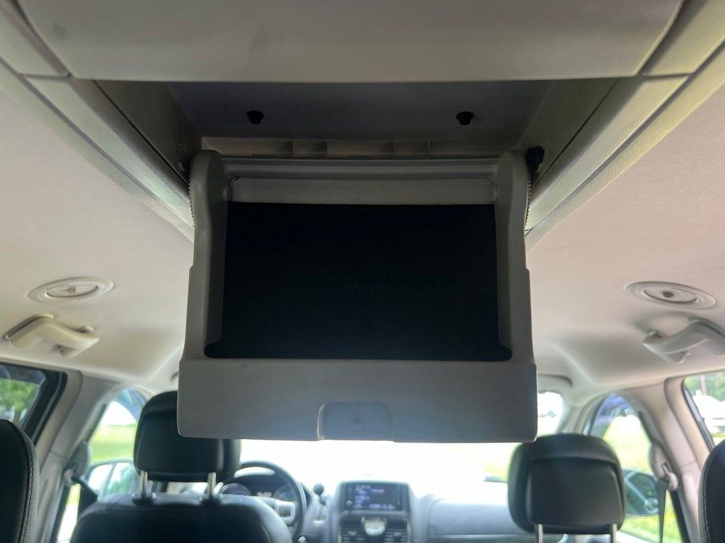 Chrysler Town & Country Touring-L 2014
