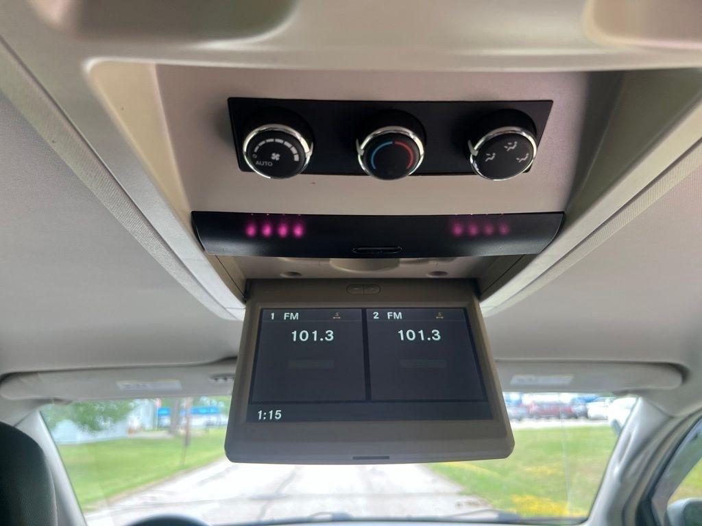 Chrysler Town & Country Touring-L 2014