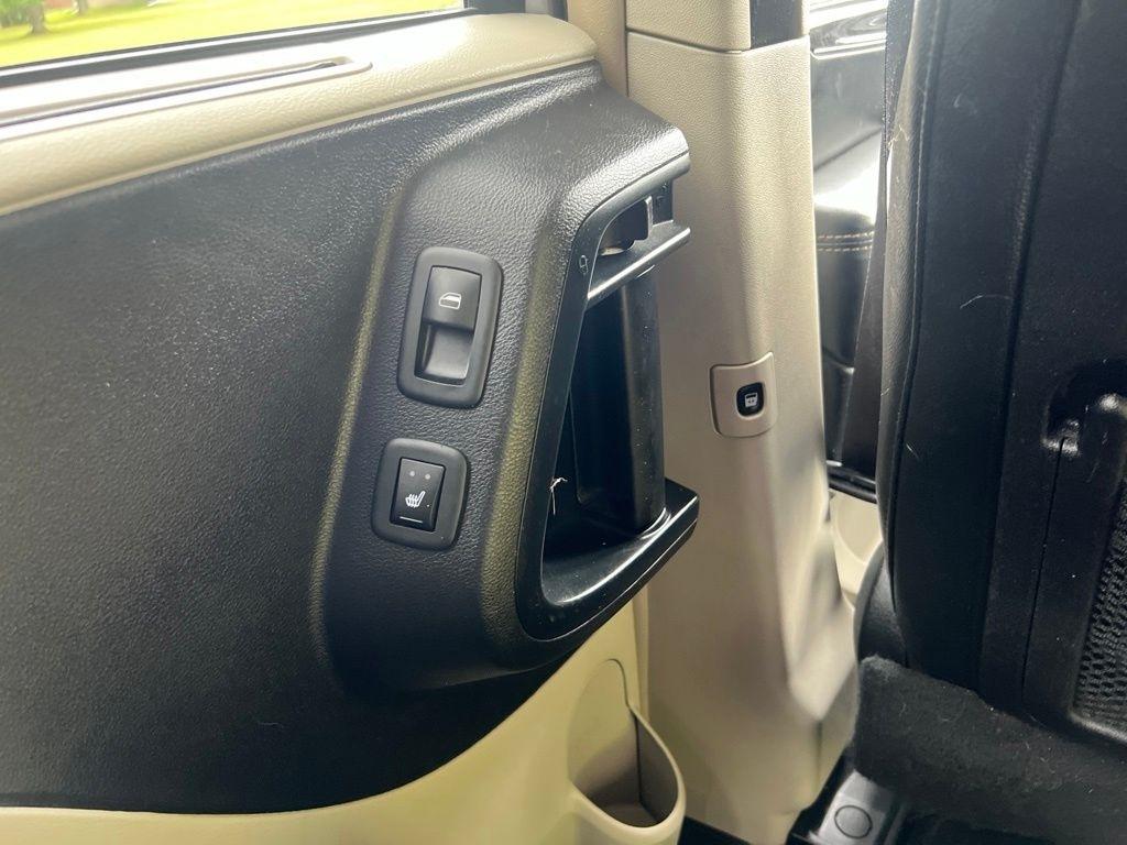 Chrysler Town & Country Touring-L 2014