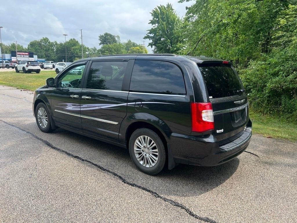 Chrysler Town & Country Touring-L 2015