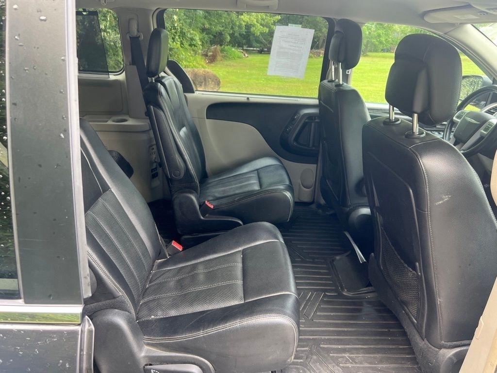 Chrysler Town & Country Touring-L 2015