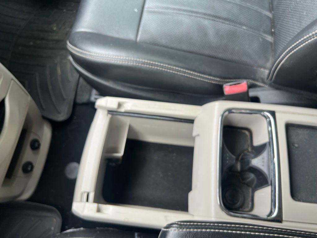Chrysler Town & Country Touring-L 2015