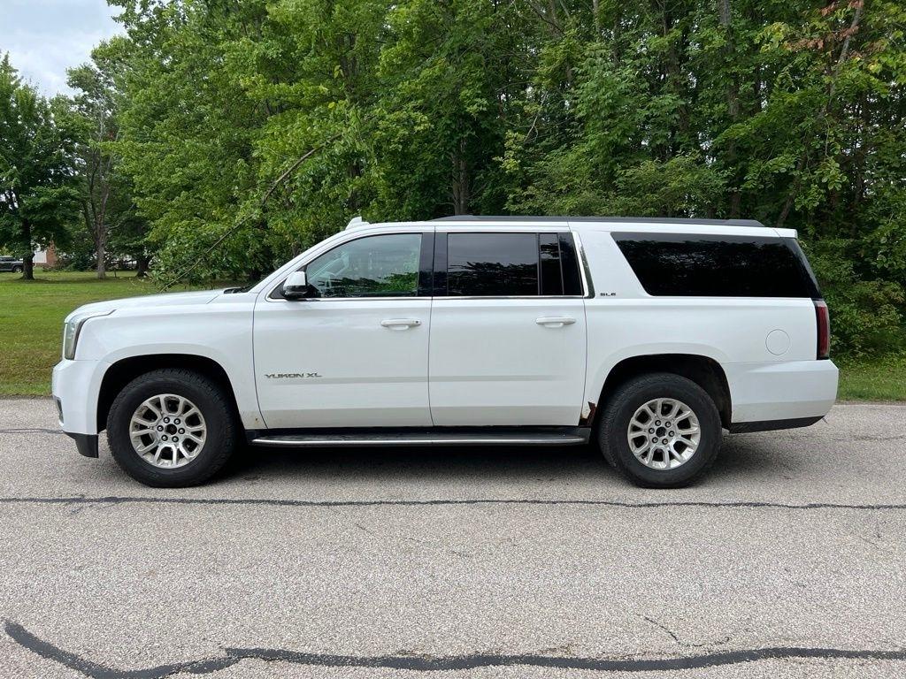 GMC Yukon XL SLE 4WD 2016