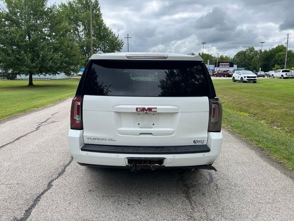 GMC Yukon XL SLE 4WD 2016