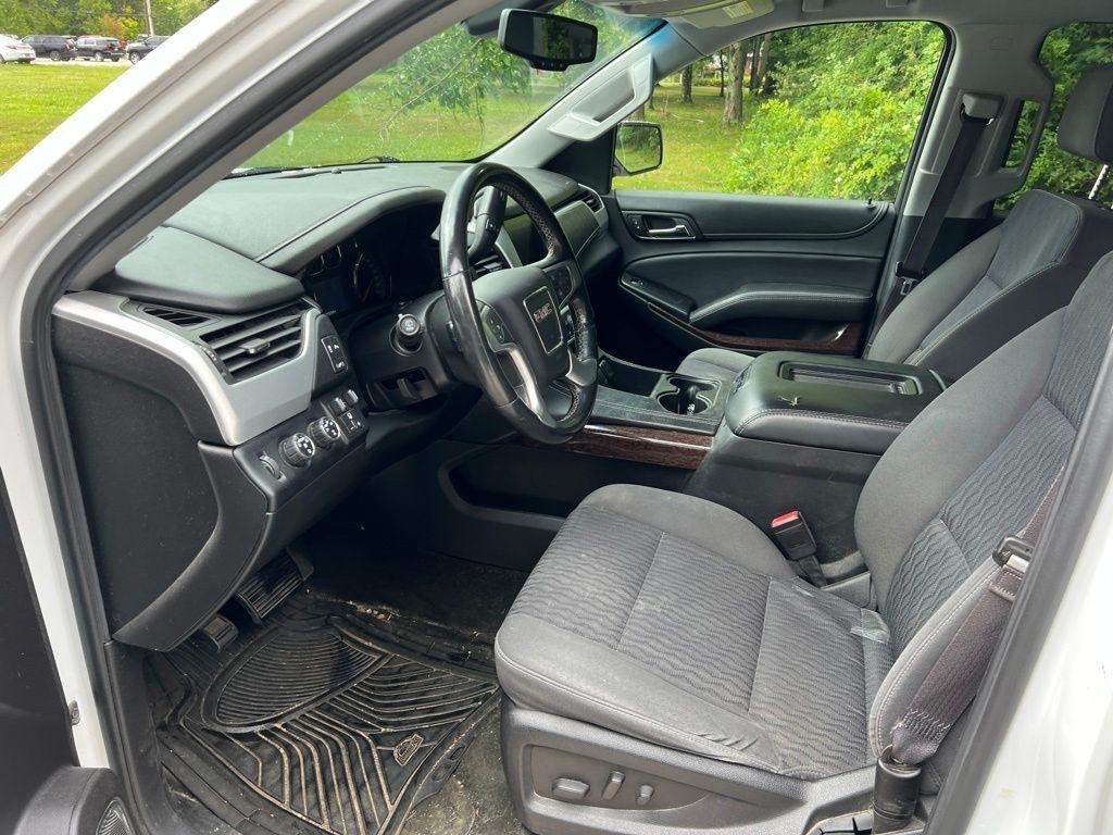 GMC Yukon XL SLE 4WD 2016