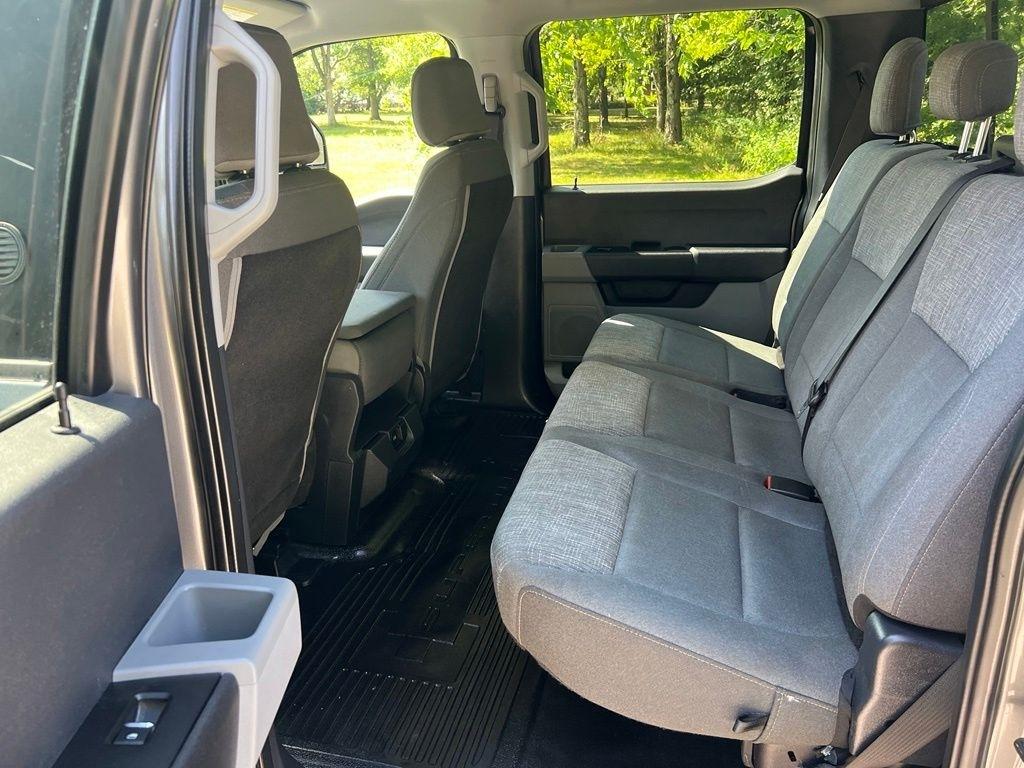 Ford F-350 SD XL Crew Cab Long Bed DRW 4WD 2024