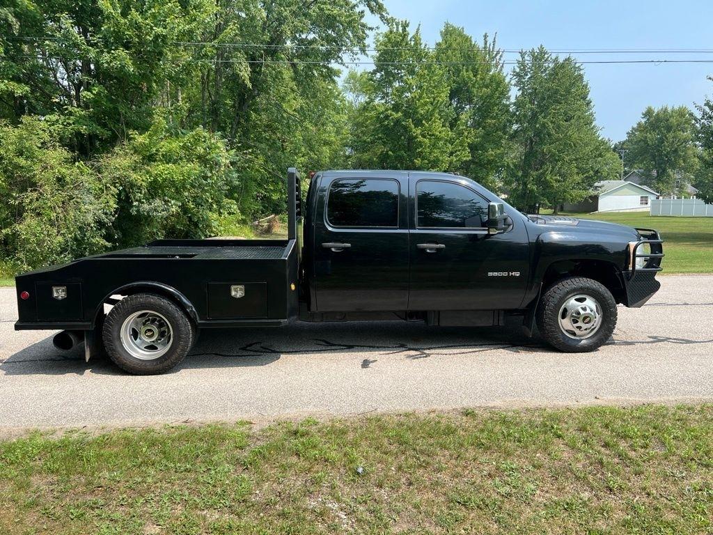 Chevrolet Silverado 3500HD LT Crew Cab 4WD 2012