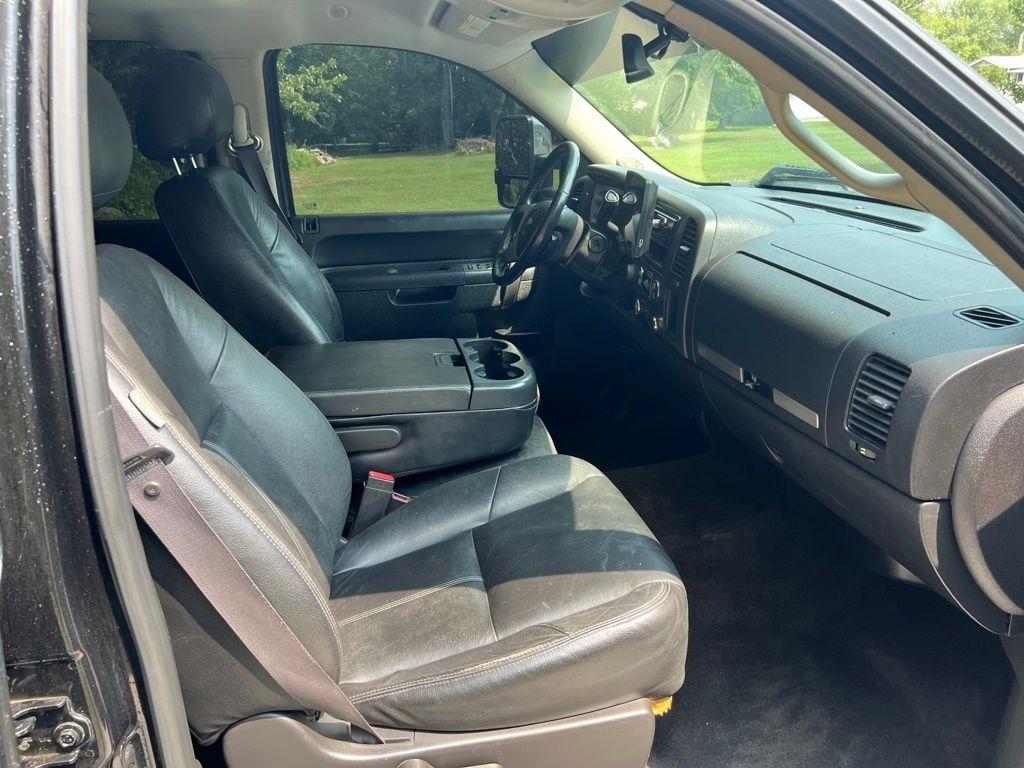 Chevrolet Silverado 3500HD LT Crew Cab 4WD 2012