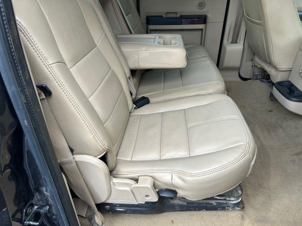 Ford F-350 SD Lariat Crew Cab DRW 4WD 2008