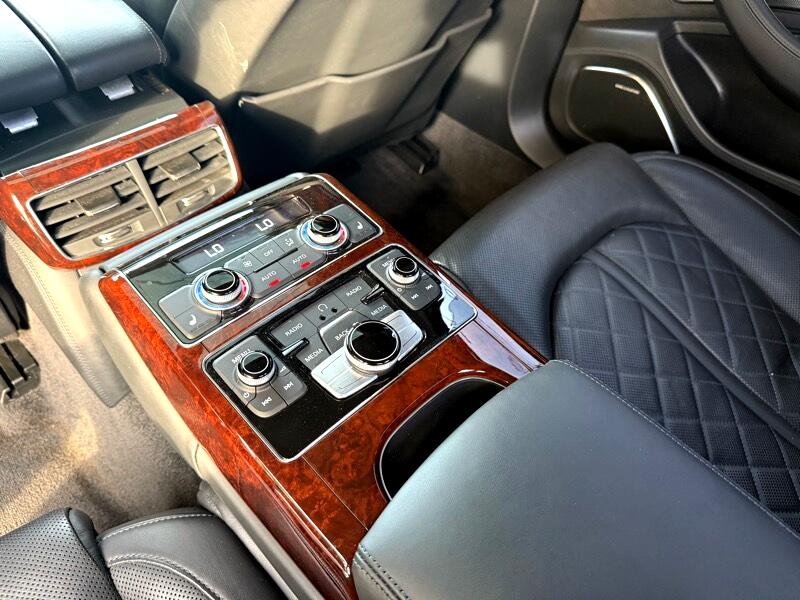 Audi S8 4.0 Sedan quattro Tiptronic 2013