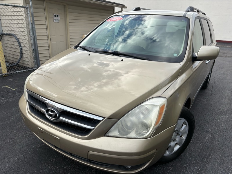 2007 Hyundai Entourage GLS