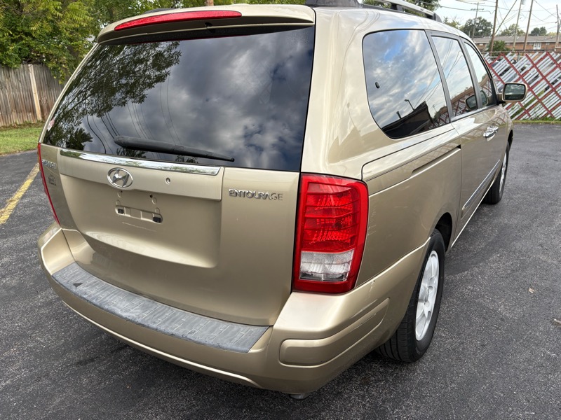 Hyundai Entourage GLS 2007