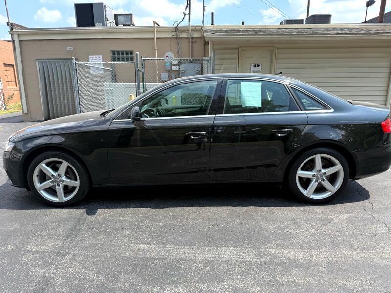 Audi A4 2.0T Sedan quattro Tiptronic 2011