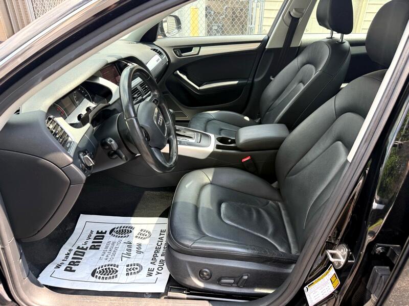 Audi A4 2.0T Sedan quattro Tiptronic 2011