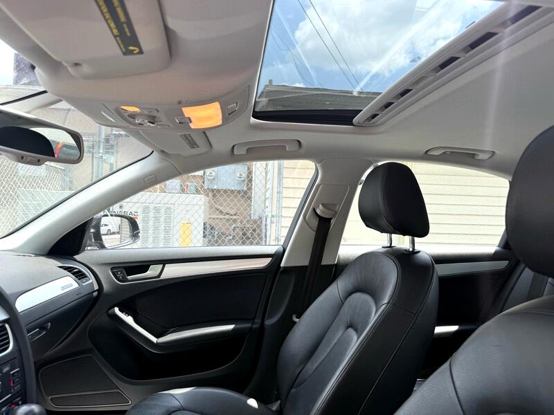 Audi A4 2.0T Sedan quattro Tiptronic 2011