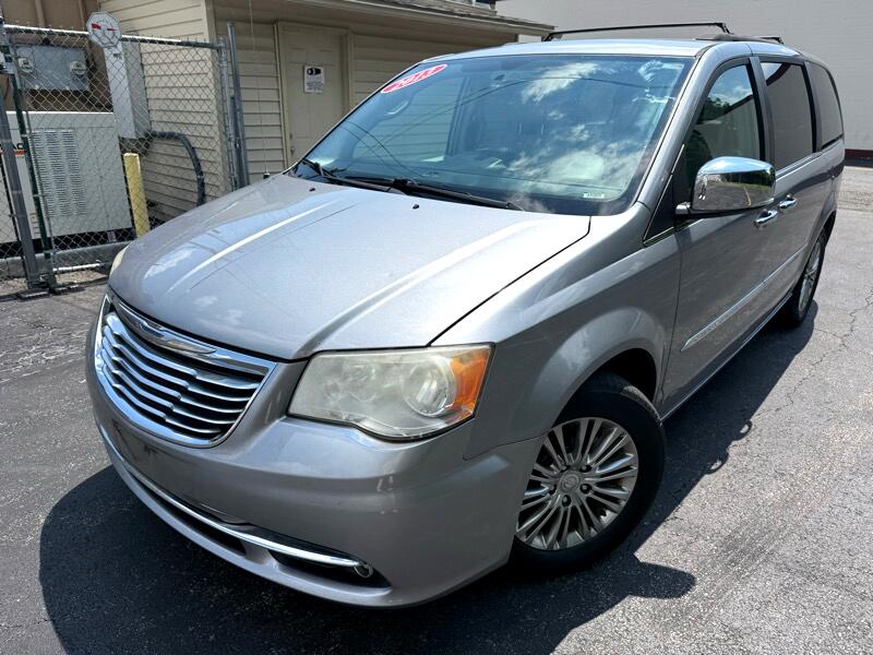 2013 Chrysler Town & Country Touring-L