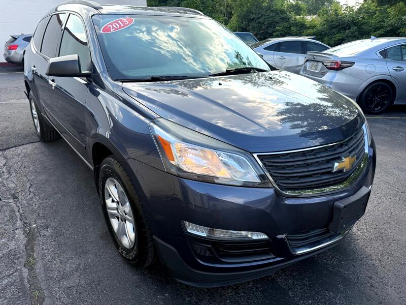 Chevrolet Traverse LS FWD w/PDC 2013