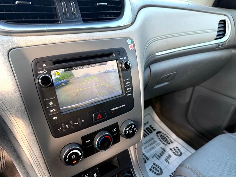 Chevrolet Traverse LS FWD w/PDC 2013