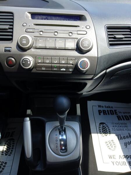 Honda Civic LX-S Sedan 5-Speed AT 2010