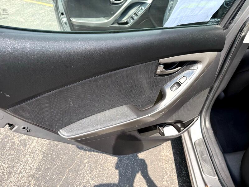 Hyundai Elantra 4dr Sdn Auto Limited 2013