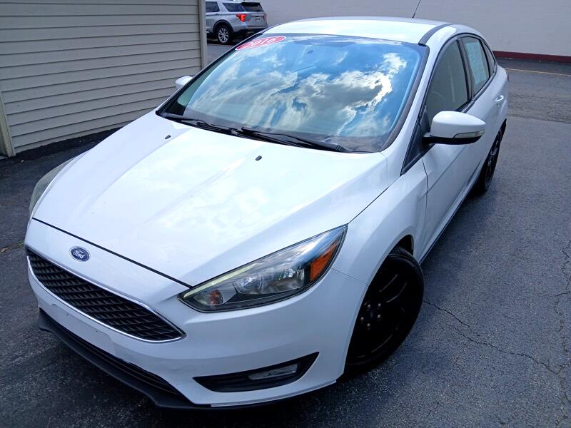 2016 Ford Focus SE Sedan