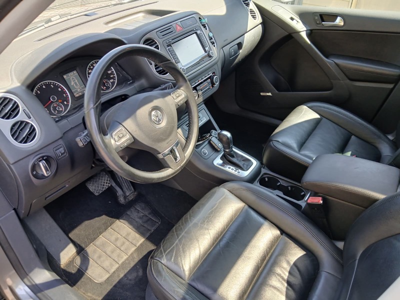 Volkswagen Tiguan S 4Motion 2011