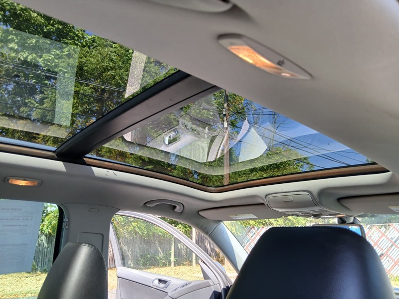 Volkswagen Tiguan S 4Motion 2011