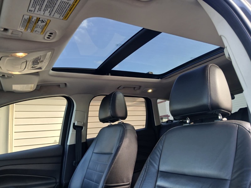 Ford Escape Titanium 4WD 2015